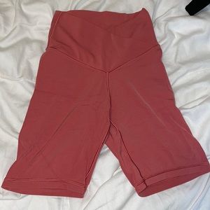 AERIE PINK BIKER SHORTS. SIZE S.